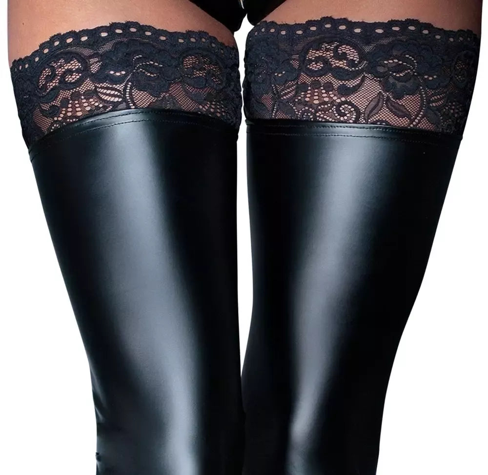 Cottelli Collection nėriniuotos „Wet Look“ kojinės XL dydžio, juodos, su silikoniniu sutvirtinimu