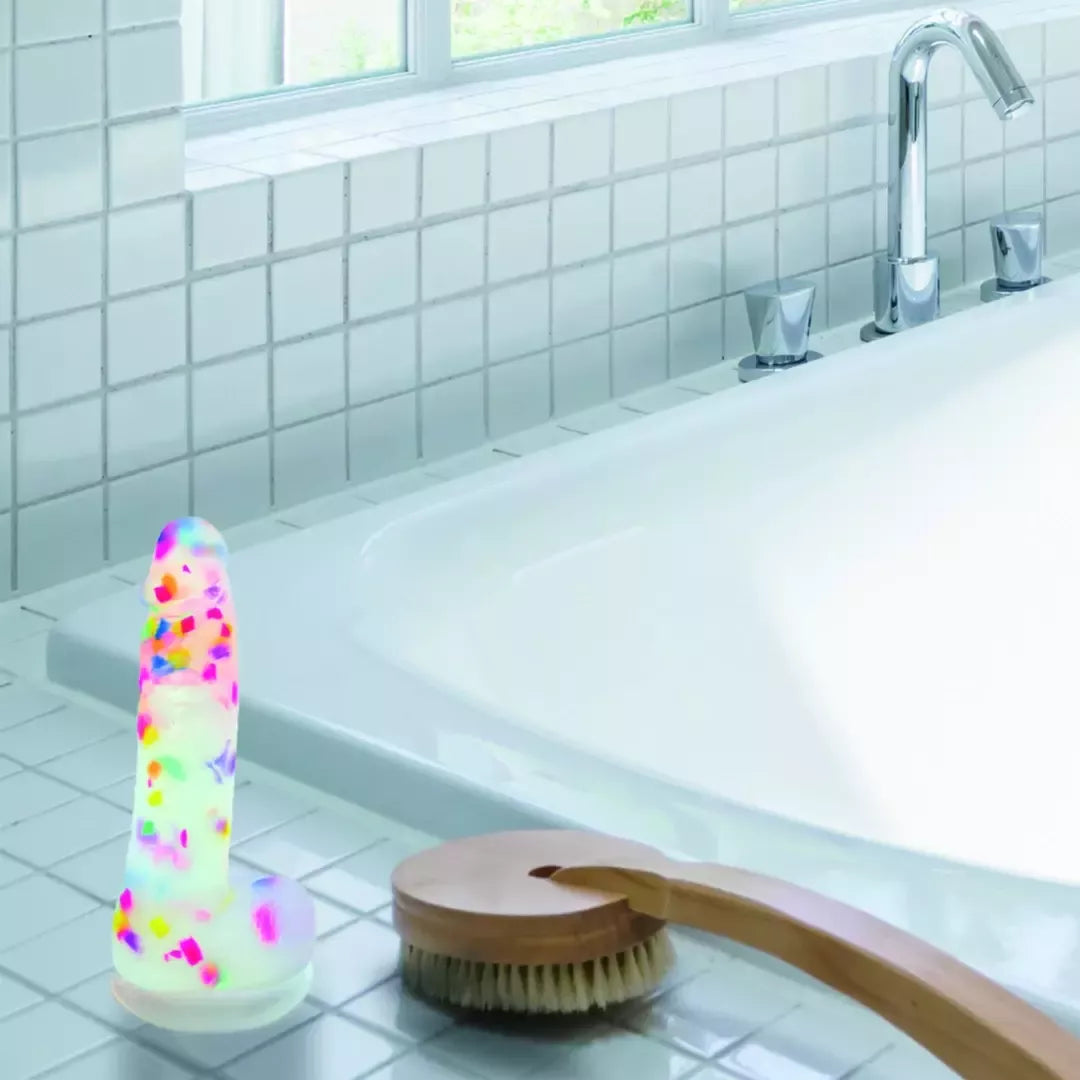 Addiction Party Marty 19 cm silikoninis modelis su vibravimo sistema