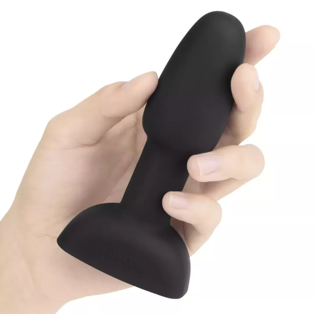 b-Vibe Rimming Petite Black intymus besisukantis kamštis 12,5 cm su nuotolinio valdymo pultu