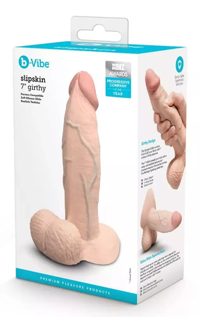 „b-Vibe Slipskin“ 17,8 cm silikoninis modelis su siurbtuku, „Cream“