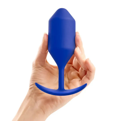 b-Vibe Snug Plug 4 Navy – pasunkintas silikoninis intymus žaislas, dydis Large