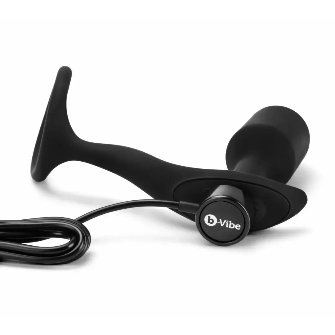 b-Vibe Snug & Tug M dviguba intymi sistema, vibruojanti, pasveriama, silikoninė