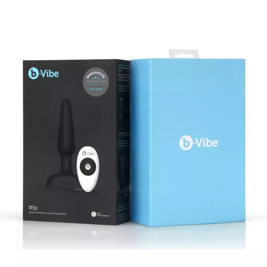 b-Vibe Trio Plug Black – vidutinio dydžio intymi sistema, 3 varikliukai, nuotolinio valdymo pultas