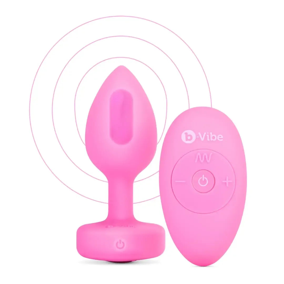 b-Vibe Vibrating Heart Plug S/M Pink - Nuotolinis valdymas, 15 režimų