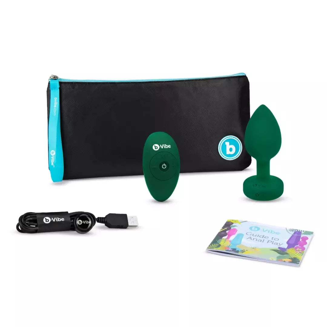 b-Vibe Vibrating Jewel Plug M/L Emerald – silikoninis, 15 režimų, įkraunamas USB