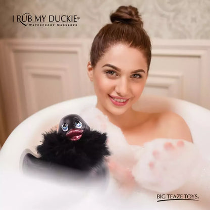 BigTeazeToys I Rub My Duckie 2.0 Paris Black – vandeniui atsparus masažuoklis