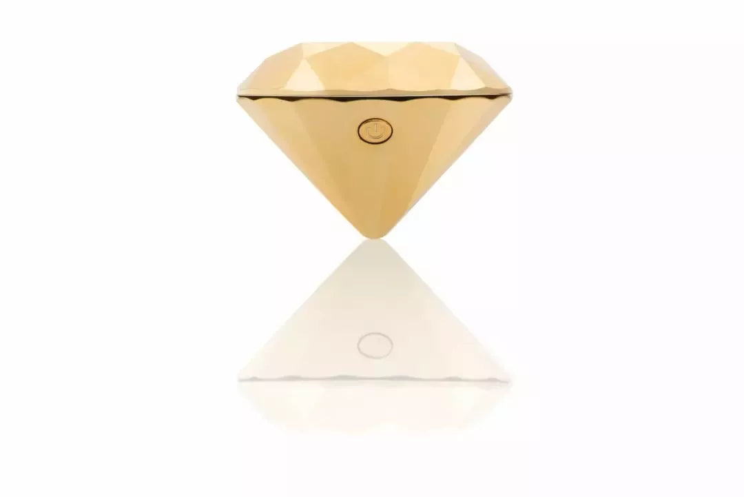 Bijoux Indiscrets Twenty One Vibrating Diamond – paauksuotas masažuoklis, 4,6x6,5 cm