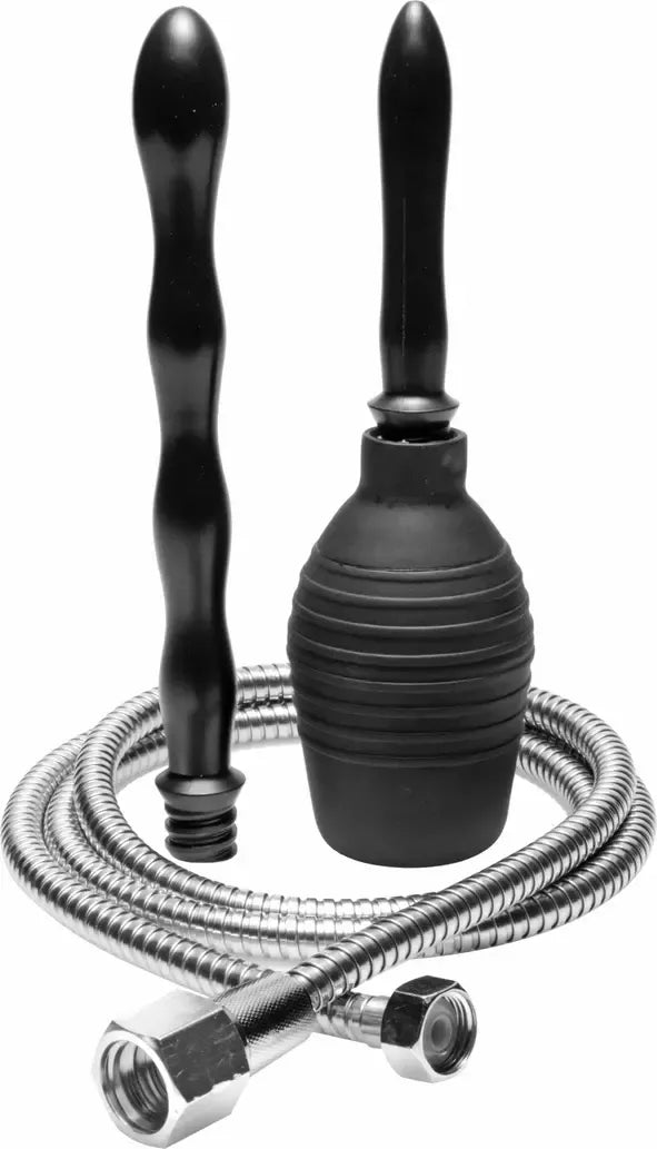 „CleanStream All-In-One Shower Cleansing System“ su kelionine pompa