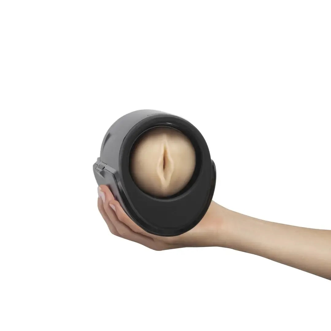 Kiiroo KEON DUO rinkinys su interaktyviu masturbatoriumi ir Helix tekstūra
