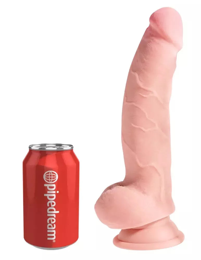 King Cock Plus 8" dvigubo tankumo modelis su sėklidėmis, su siurbtuku, smėlio spalvos