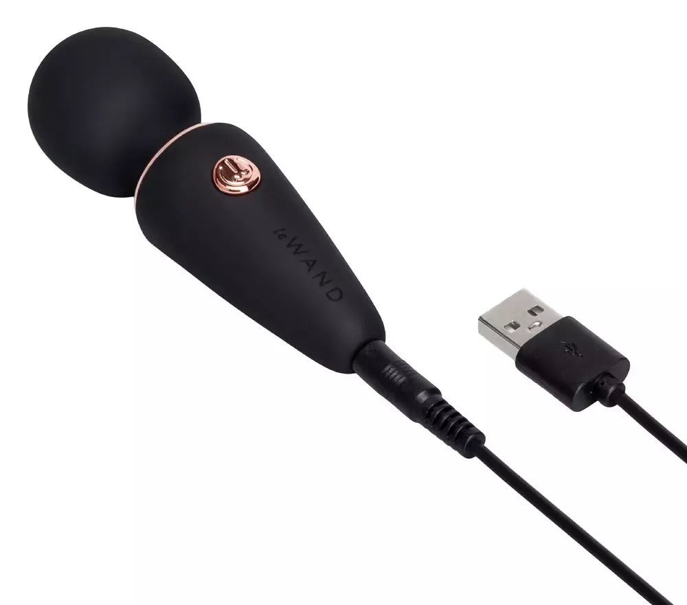 Le Wand Mini Microwand Black – kompaktiškas įkraunamas masažuoklis, 10 cm