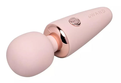 Le Wand Mini Microwand Rose Go – kompaktiškas įkraunamas masažuoklis