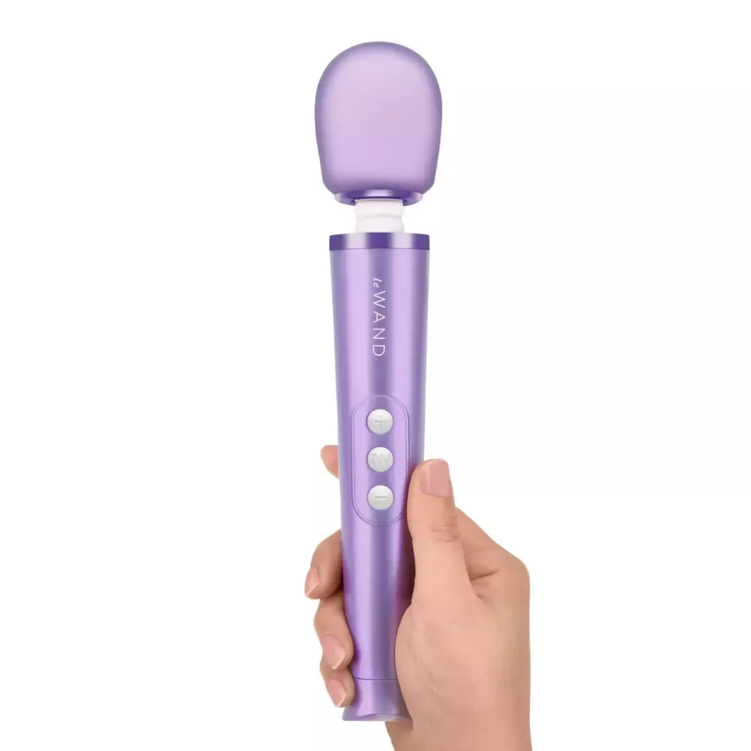 Le Wand Petite Violet vibratorių masažuoklis – kompaktiškas įkraunamas modelis