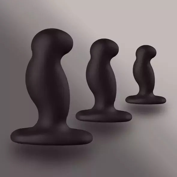 Nexus Anal Kit – 3 silikoninių intymių treniruočių kamščių rinkinys, juodas