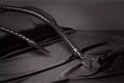 Ouch! Metal Plug with PU Leather Devil Tail – juodas, vidutinio dydžio