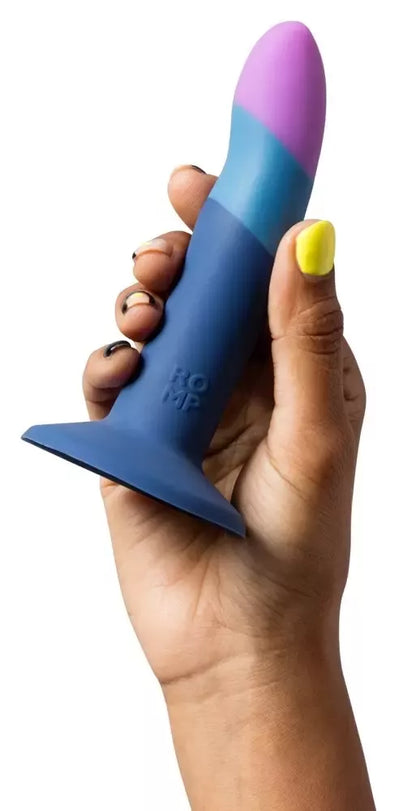 ROMP Piccolo Pegging Kit – silikoninis intymus prietaisas su diržais, 14 cm