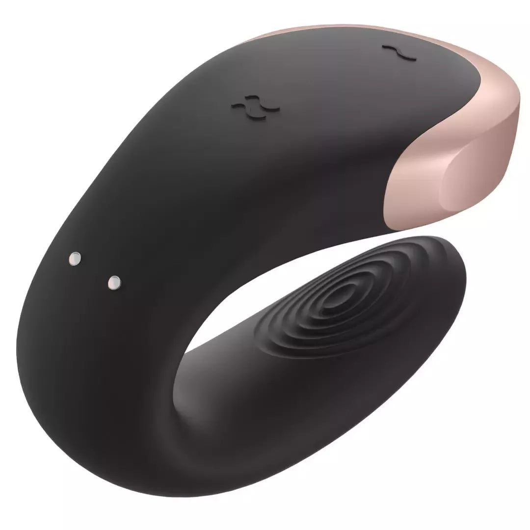 Satisfyer Double Love Black – programėle valdomas sekso žaislas poroms, atsparus vandeniui