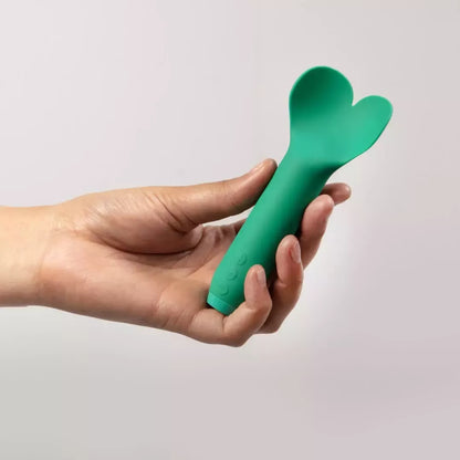 Širdelės formos vibratorius Je Joue Amour Green, įkraunamas USB