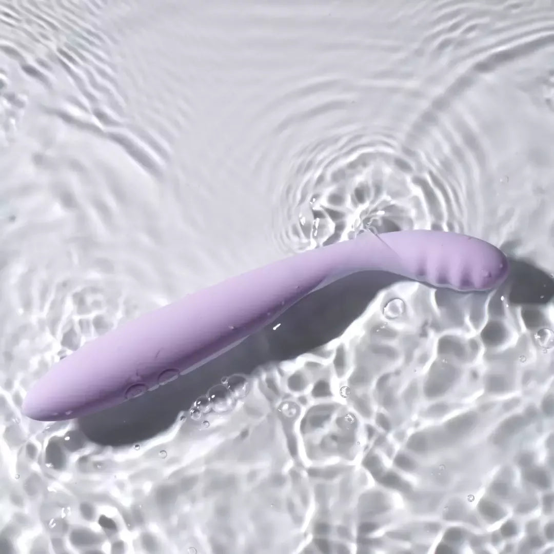 Svakom Cici 2 Lavender lankstus silikoninis vibratorius su šildymo funkcija
