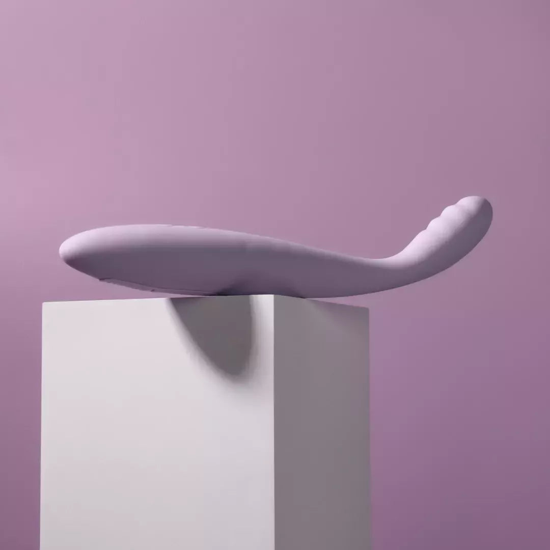 Svakom Cici 2 Lavender lankstus silikoninis vibratorius su šildymo funkcija