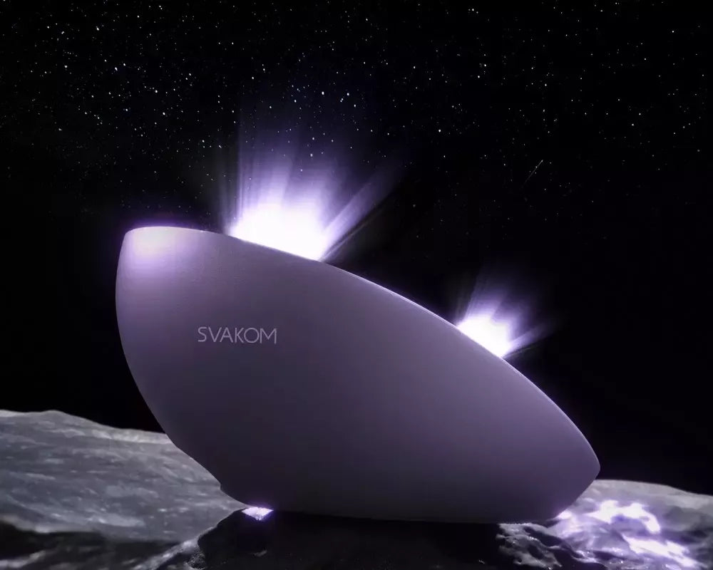 SVAKOM Pulse Galaxy Lilac – oro bangų technologija ir žvaigždžių projektorius