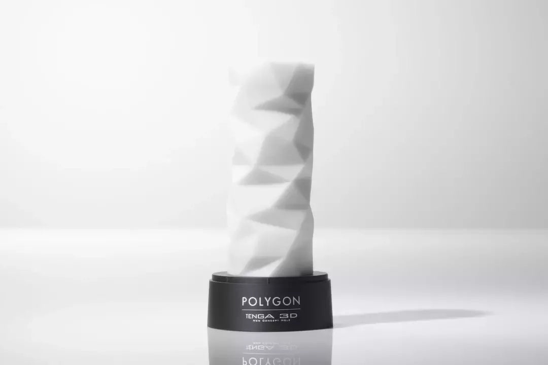 Tenga 3D Polygon Intimate Sleeve – novatoriško tekstūrinio dizaino 156,5 mm modelis