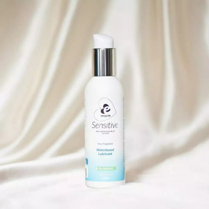 Vandens pagrindu sukurtas lubrikantas EasyGlide Sensitive 150 ml – jautriai odai