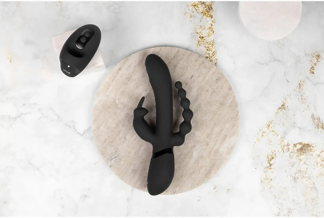 VIVE Hana Black – ergonomiškas pulsuojančių bangų pirštinis vibratorius su įkrovimo funkcija