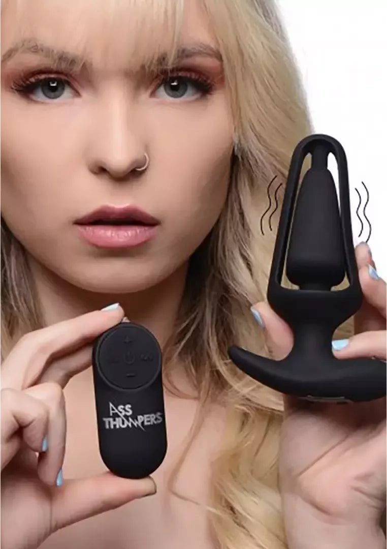 XR Brands Power Plug 7X Hollow juodas nuotoliniu būdu valdomas silikoninis kamštis